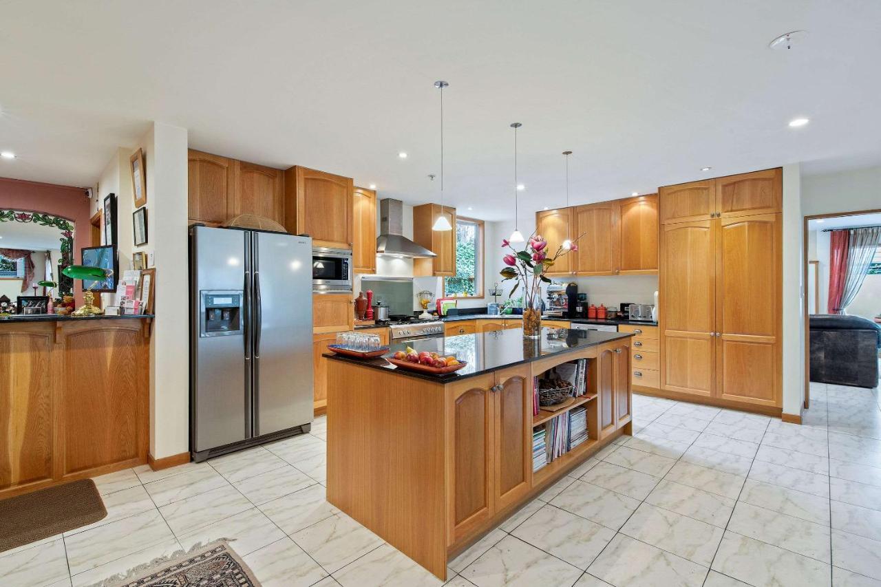 The Classic Villa Christchurch Luaran gambar